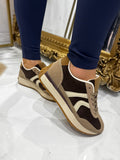 Brown/tan trainers