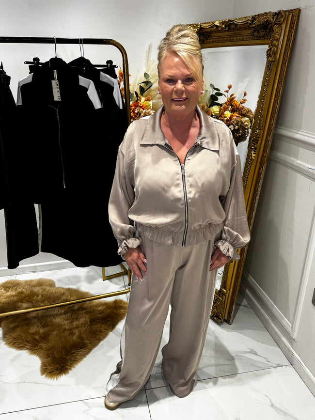 Satin STRIPE tracksuit