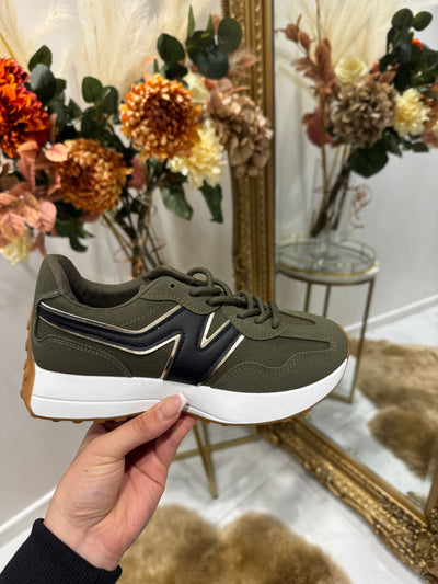 Khaki “NELLIE” trainers