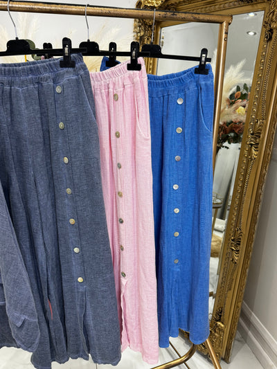 Button lining trousers