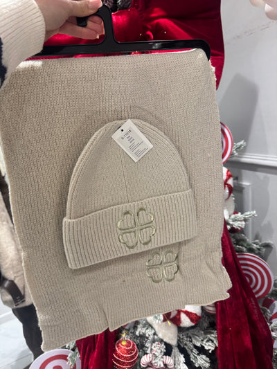 Knitted HAT/SCARF set