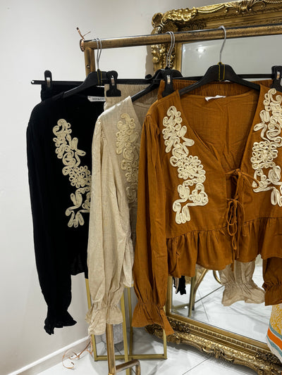 Embroidery lining short set