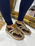 Brown/tan trainers