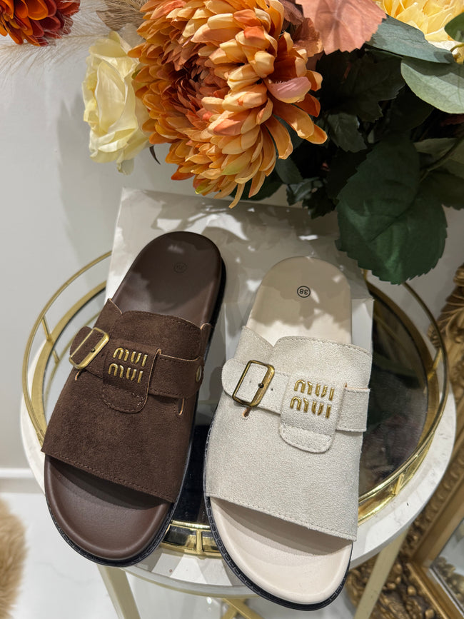 MUI buckle sandals
