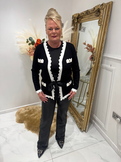 Piping gold button cardigan